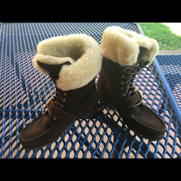 Ralph Lauren suede and lamb skin boots - Picture 3 of 8